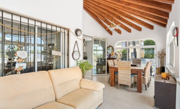 Herverkoop - Landhuis -
Catral