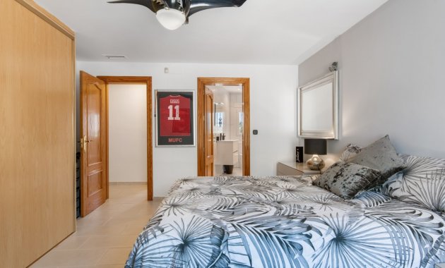 Herverkoop - Landhuis -
Catral