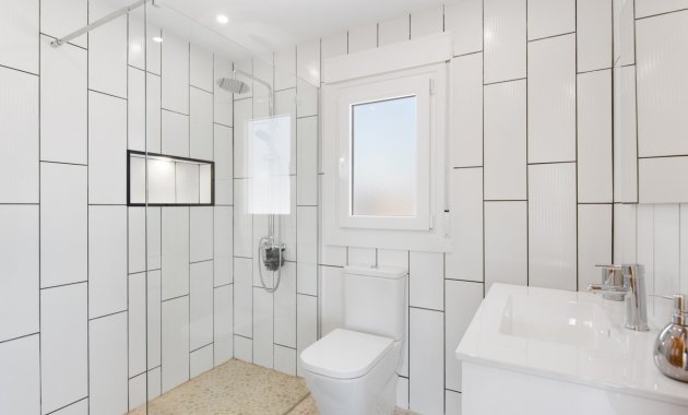 Herverkoop - Landhuis -
Catral