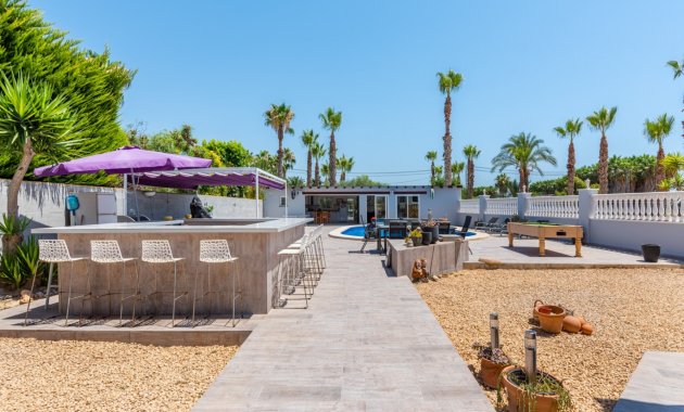 Herverkoop - Landhuis -
Catral