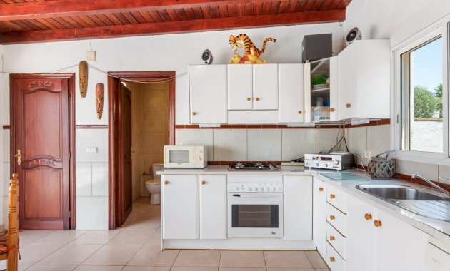 Herverkoop - Landhuis -
Catral