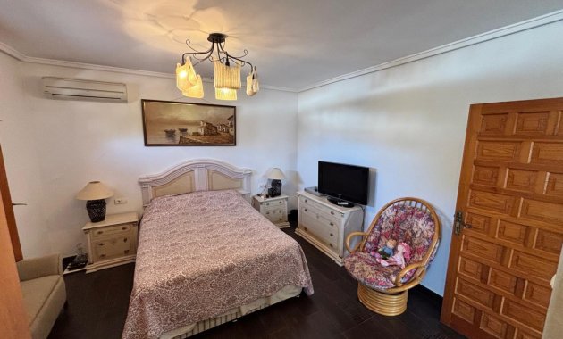 Herverkoop - Vrijstaande woning / Villa -
Ciudad Quesada - Rojales - CENTRO