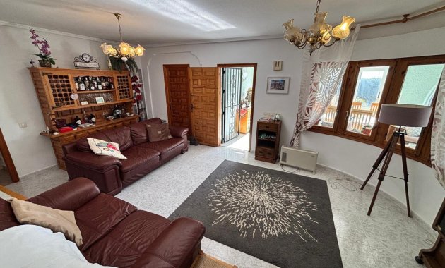 Herverkoop - Vrijstaande woning / Villa -
Ciudad Quesada - Rojales - CENTRO