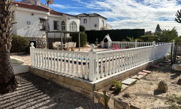 Herverkoop - Vrijstaande woning / Villa -
Ciudad Quesada - Rojales - CENTRO