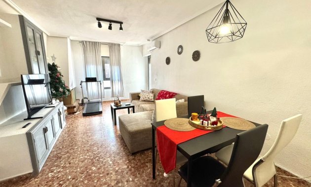 Herverkoop - Appartement -
Almoradí