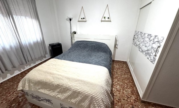 Herverkoop - Appartement -
Almoradí