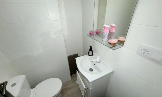 Herverkoop - Appartement -
Almoradí