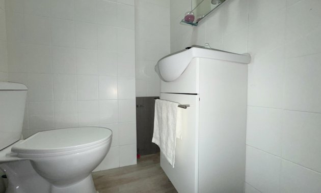 Herverkoop - Appartement -
Almoradí