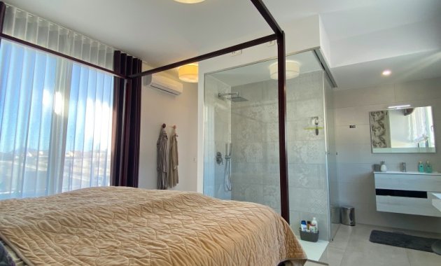 Herverkoop - Vrijstaande woning / Villa -
Benijofar