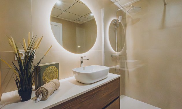 Obra nueva - Apartamento -
Redován