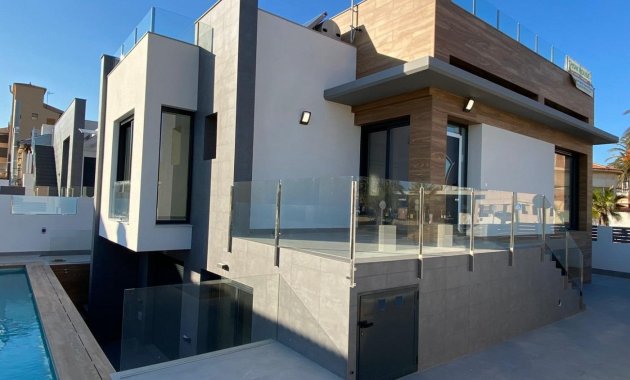 Obra nueva - Villa -
Torrevieja - La Mata