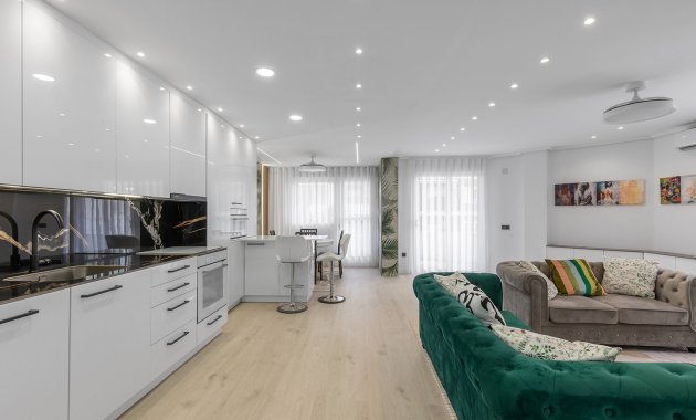 Herverkoop - Appartement -
Los Montesinos