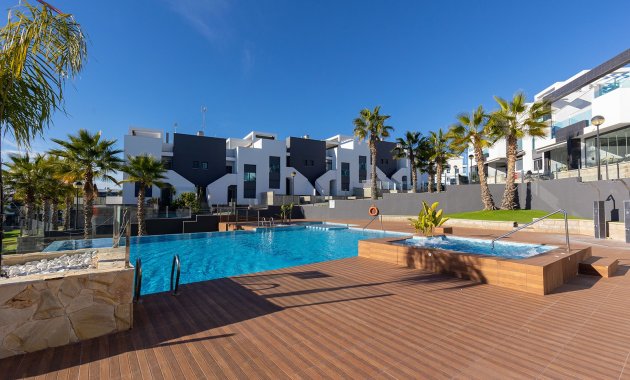 Revente - Appartement -
Punta Prima