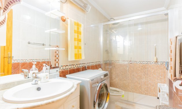 Herverkoop - Penthouse -
Torrevieja