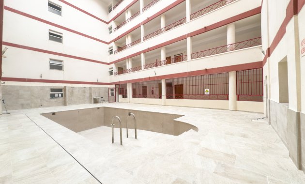 Herverkoop - Penthouse -
Torrevieja