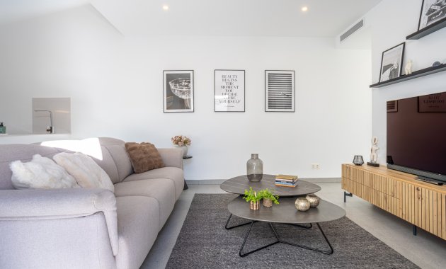 Reventa - Independiente / Villa -
Torre Pacheco - Roldán