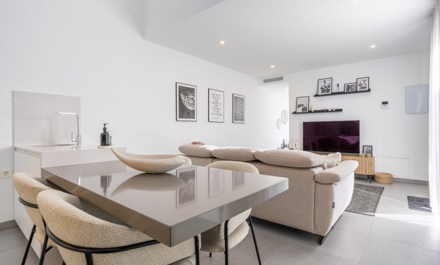 Reventa - Independiente / Villa -
Torre Pacheco - Roldán