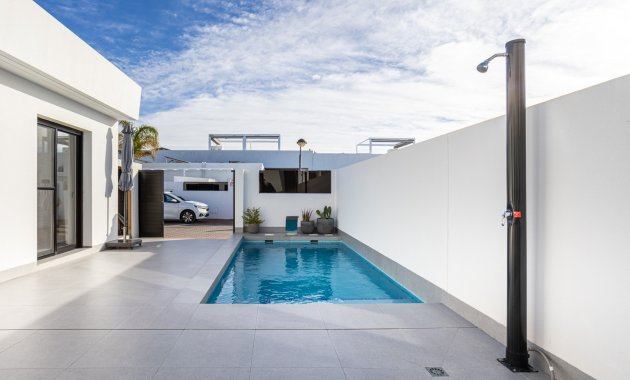 Reventa - Independiente / Villa -
Torre Pacheco - Roldán