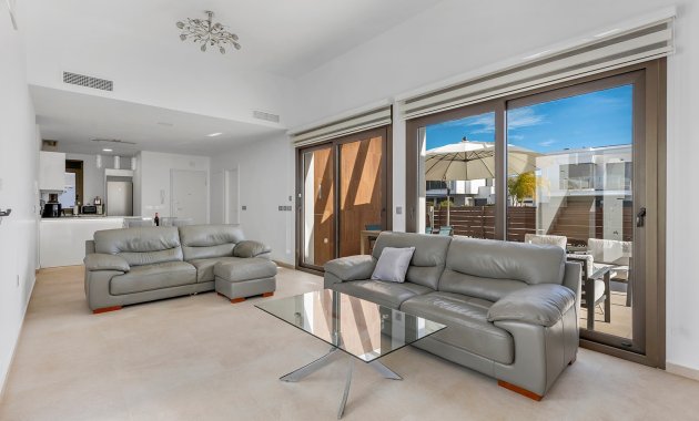 Herverkoop - Vrijstaande woning / Villa -
Orihuela Costa - Entre Naranjos Vistabella Golf