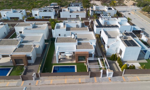 Herverkoop - Vrijstaande woning / Villa -
Orihuela Costa - Entre Naranjos Vistabella Golf