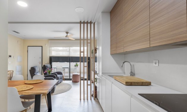 Herverkoop - Appartement - Begane grond -
Torrevieja - Torrelamata - La Mata