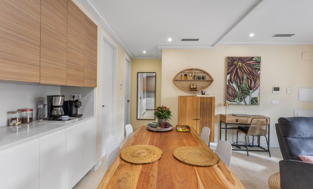 Herverkoop - Appartement - Begane grond -
Torrevieja - Torrelamata - La Mata