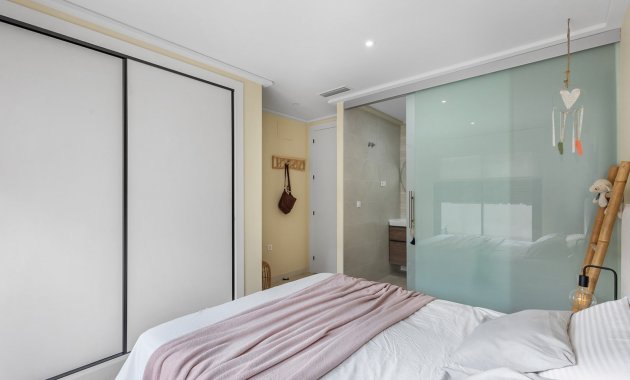 Herverkoop - Appartement - Begane grond -
Torrevieja - Torrelamata - La Mata