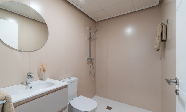 Neue Gebäude - Penthouse -
Playa Flamenca