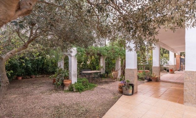 Herverkoop - Vrijstaande woning / Villa -
Hondón de las Nieves