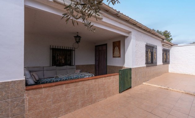 Herverkoop - Vrijstaande woning / Villa -
Hondón de las Nieves