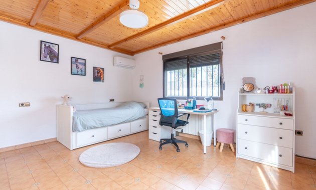 Herverkoop - Vrijstaande woning / Villa -
Hondón de las Nieves