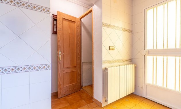 Herverkoop - Vrijstaande woning / Villa -
Hondón de las Nieves