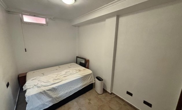 Reventa - Casa adosada -
Guardamar del Segura - Urbanizaciones