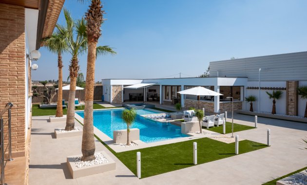 Herverkoop - Vrijstaande woning / Villa -
Avileses