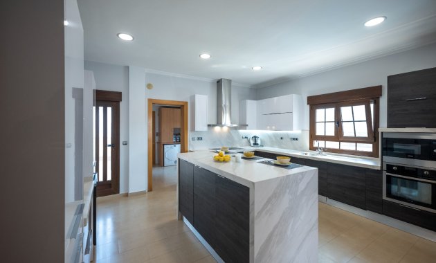 Herverkoop - Vrijstaande woning / Villa -
Avileses