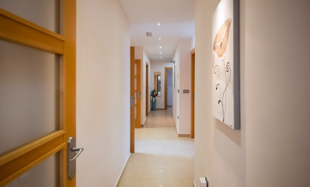 Herverkoop - Vrijstaande woning / Villa -
Avileses