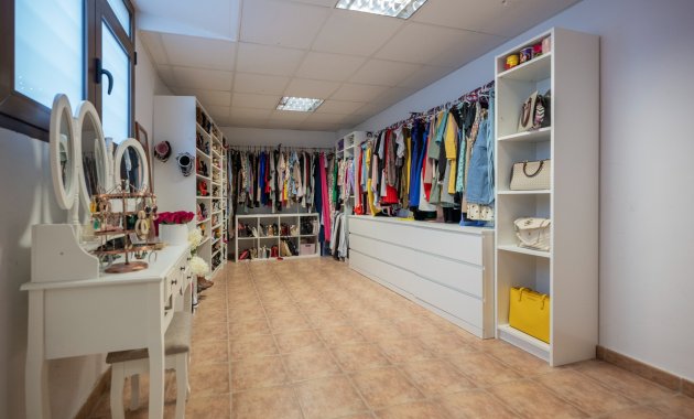 Herverkoop - Vrijstaande woning / Villa -
Avileses