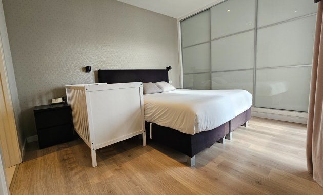 Herverkoop - Vrijstaande woning / Villa -
Torrevieja