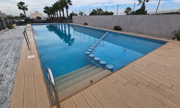 Herverkoop - Vrijstaande woning / Villa -
Torrevieja