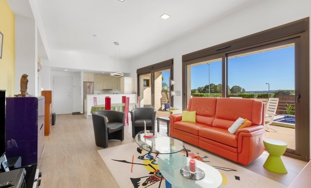 Revente - Détaché / Villa -
Orihuela - Entre Naranjos Vistabella Golf