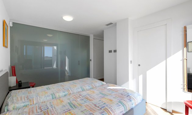 Revente - Détaché / Villa -
Orihuela - Entre Naranjos Vistabella Golf