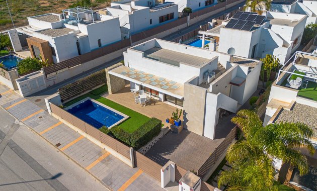 Revente - Détaché / Villa -
Orihuela - Entre Naranjos Vistabella Golf