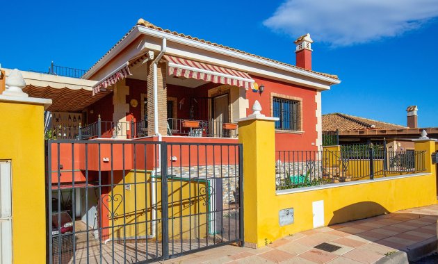 Herverkoop - Vrijstaande woning / Villa -
Bigastro