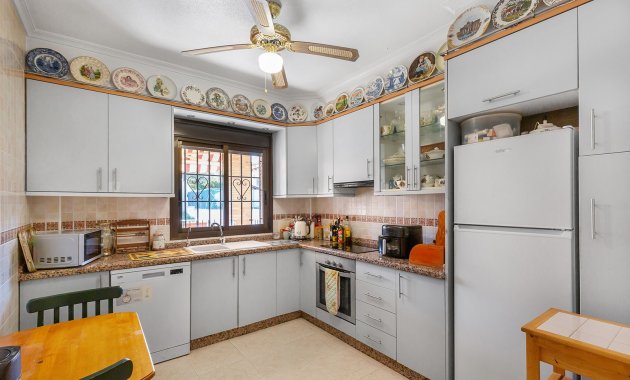 Herverkoop - Vrijstaande woning / Villa -
Bigastro