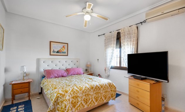 Herverkoop - Vrijstaande woning / Villa -
Bigastro