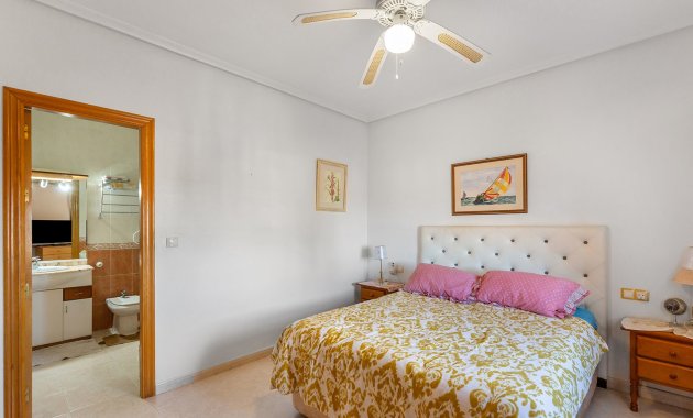 Herverkoop - Vrijstaande woning / Villa -
Bigastro