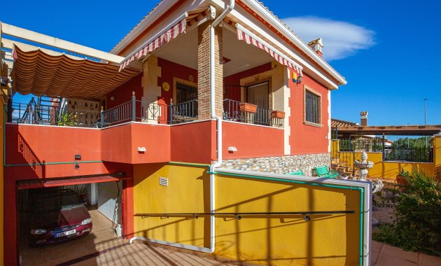 Herverkoop - Vrijstaande woning / Villa -
Bigastro