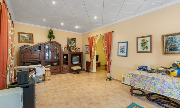 Herverkoop - Vrijstaande woning / Villa -
Bigastro