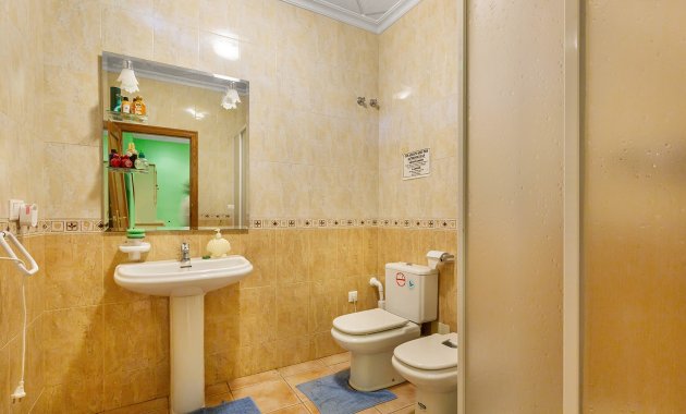 Herverkoop - Vrijstaande woning / Villa -
Bigastro