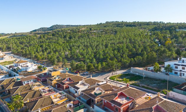 Herverkoop - Vrijstaande woning / Villa -
Bigastro